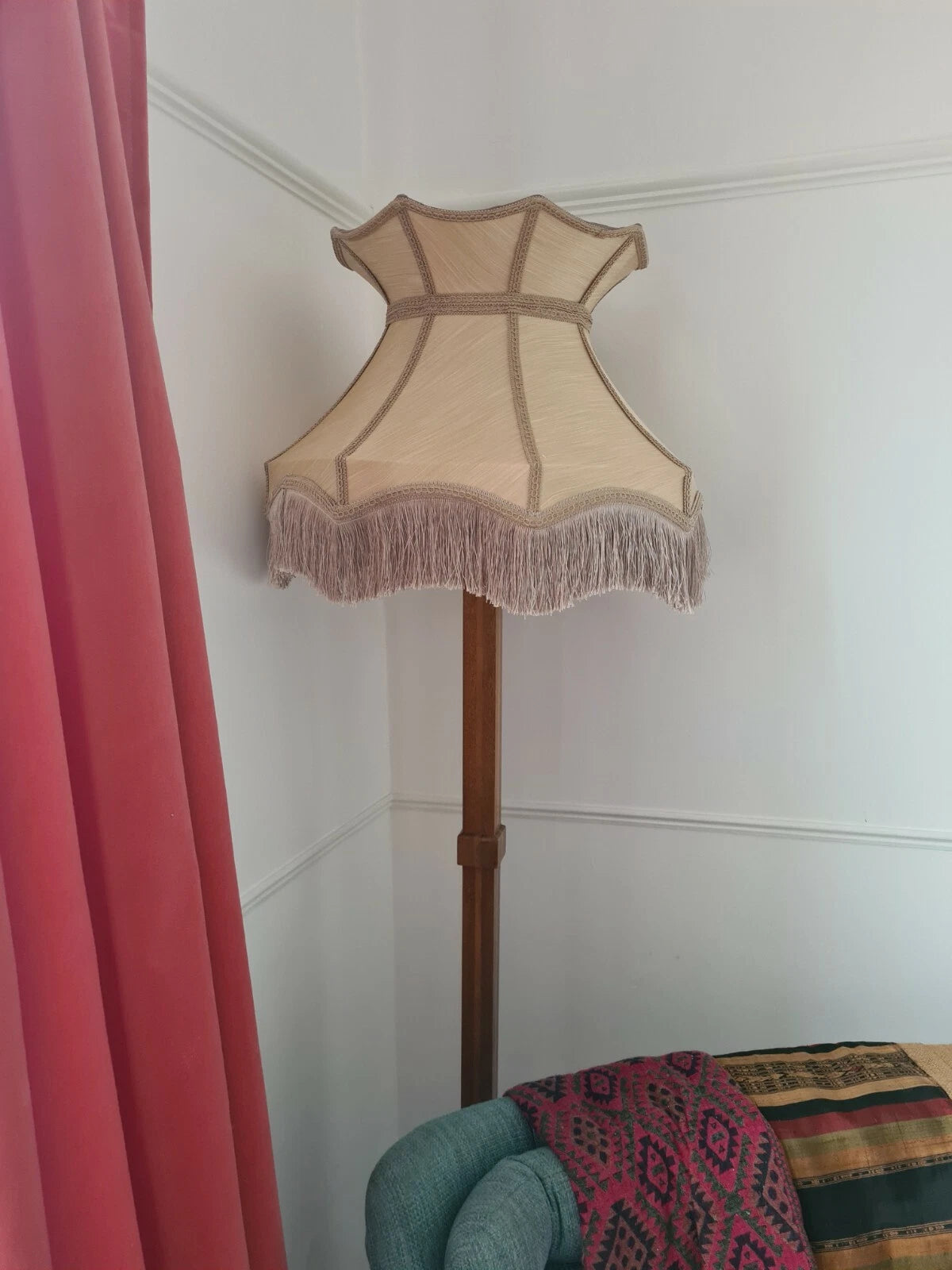 Gold silk handmade lampshade crown shaped for standard lamp or ceiling pendant
